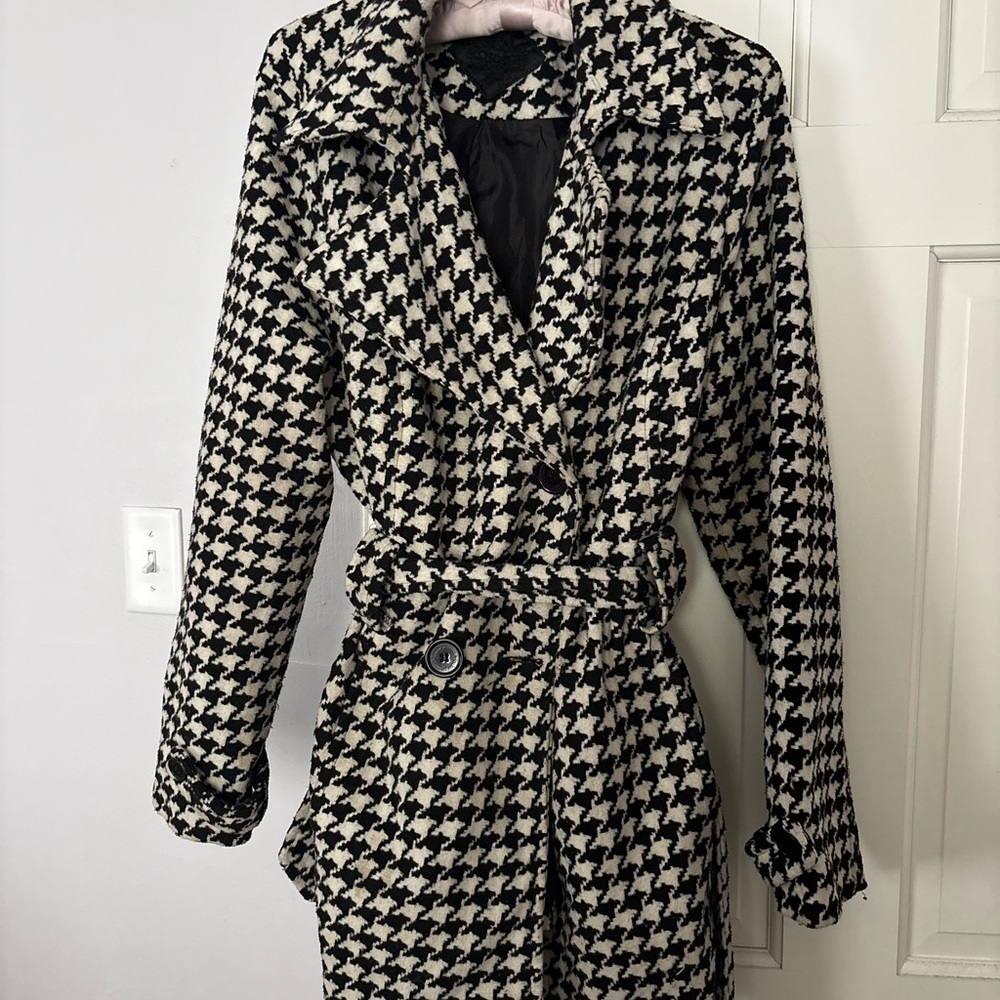 Houndstooth Belted Long Pea Coat - Black & White
